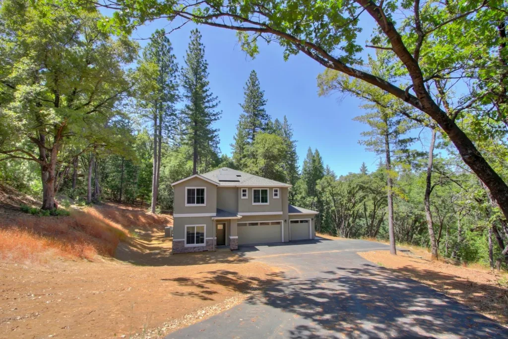 19110 Mineral Ridge Ct, Pine Grove, CA 95665 - Residence 2379